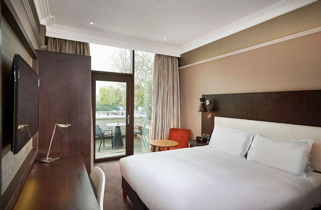 Doubletree By Hilton London - Hyde Park Hotel Exterior photo